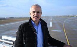 Bakan Uraloğlu: Yeni pisti Cumhurbaşkanımız Erdoğan’ın teşrifleriyle pazartesi günü açıyoruz