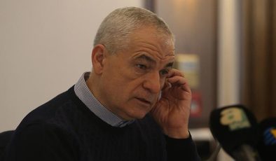 Rıza Çalımbay topa tuttu! ‘Yalnız bıraktılar, gitmemi istediler’