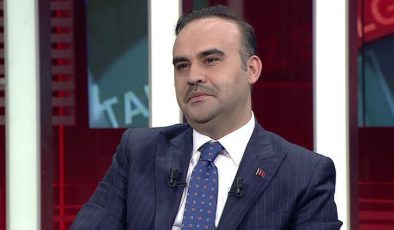 Bakan Kacır Türkiye’nin uzaydaki hedeflerini CNN Türk’te tek tek açıkladı