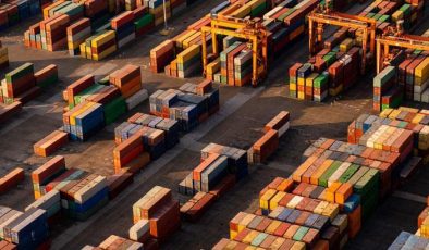 Dış ticaret açığı geriledi