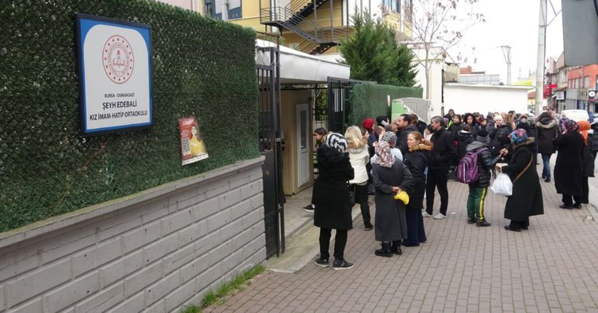 Bursa’da depreme dayanıksız 7 okul daha boşaltıldı